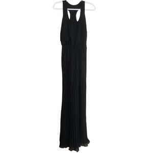 slim fit dress slacks Tween Sora Pleated Halter Dress Black / SM (7/8)